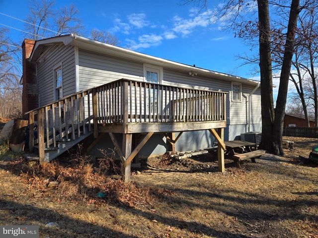 803 TOMAHAWK TRL, Winchester, VA 22602