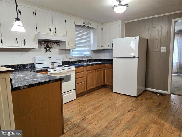 803 TOMAHAWK TRL, Winchester, VA 22602