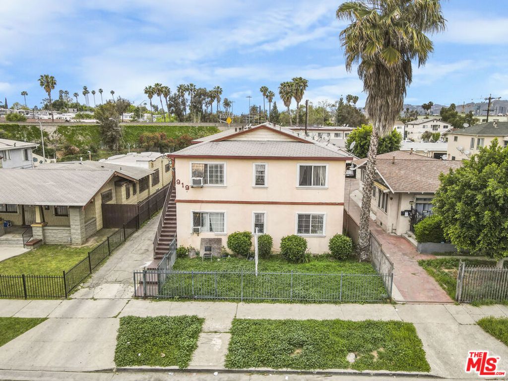 917 N Ardmore Avenue, Los Angeles, CA 90029 — photo 3