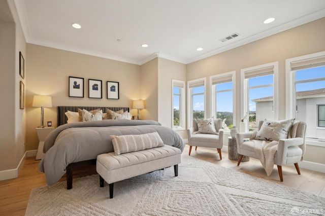 12 Summit Way, San Francisco, CA 94132