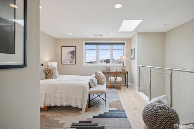12 Summit Way, San Francisco, CA 94132