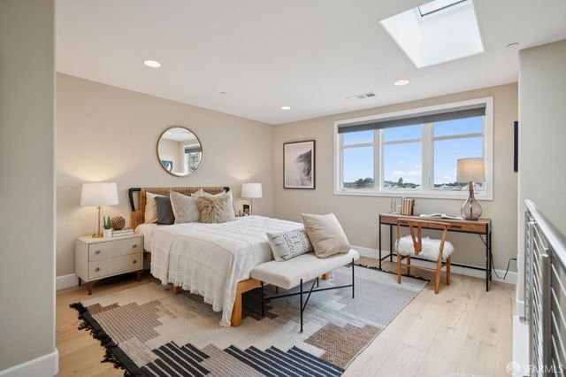 12 Summit Way, San Francisco, CA 94132