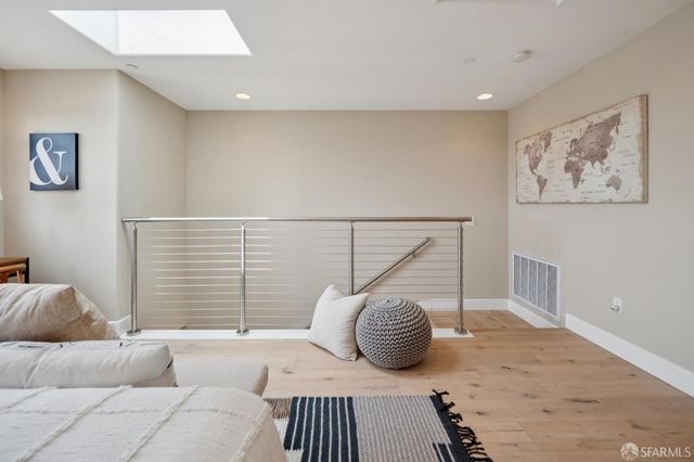 12 Summit Way, San Francisco, CA 94132