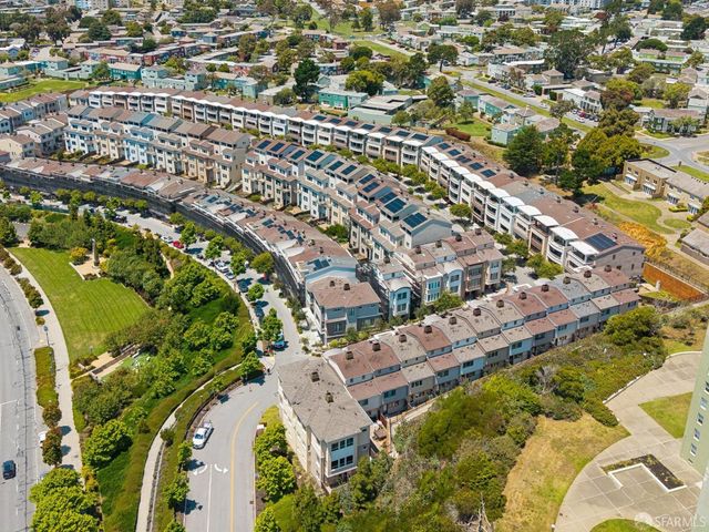 12 Summit Way, San Francisco, CA 94132