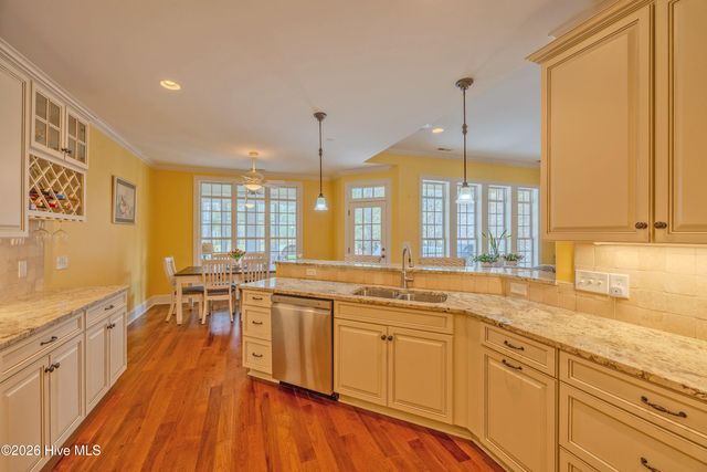 107 Red Sunset Court, Wallace, NC 28466