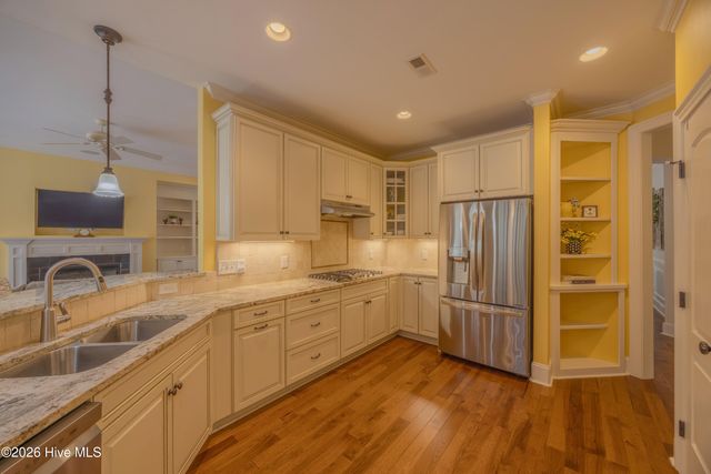 107 Red Sunset Court, Wallace, NC 28466