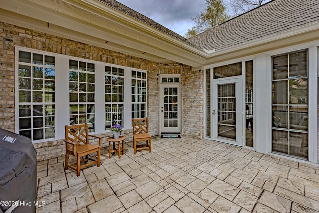 107 Red Sunset Court, Wallace, NC 28466