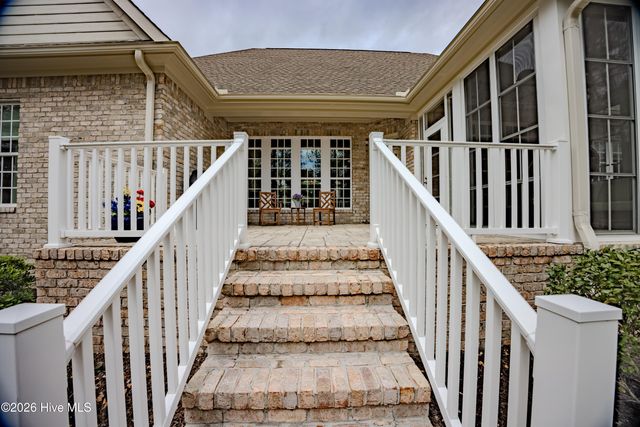 107 Red Sunset Court, Wallace, NC 28466