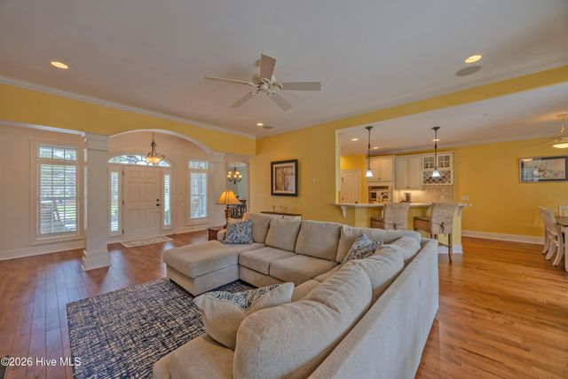 107 Red Sunset Court, Wallace, NC 28466