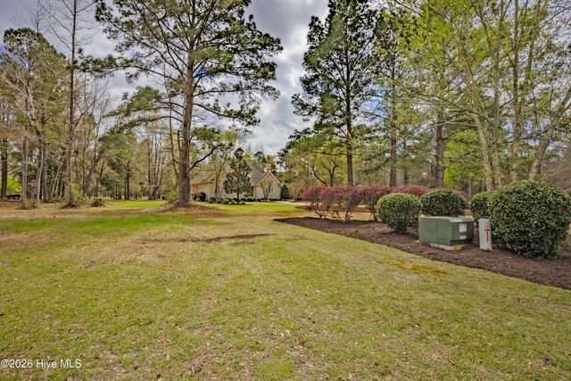 107 Red Sunset Court, Wallace, NC 28466