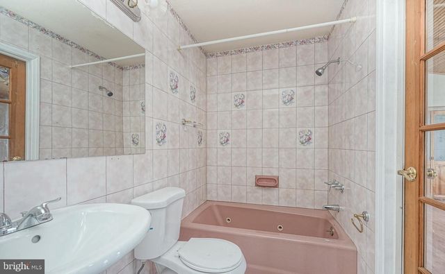 26 ELDERBERRY LN, Willingboro, NJ 08046