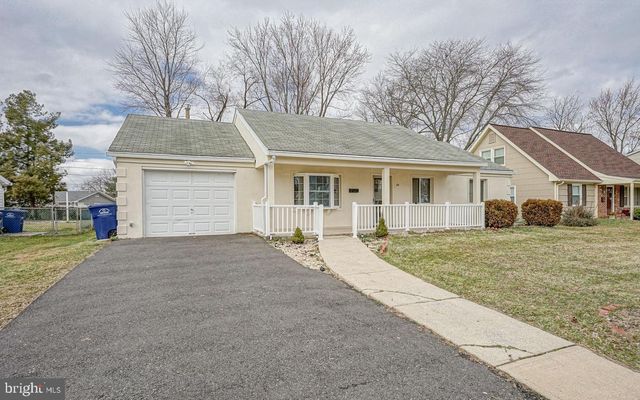 26 ELDERBERRY LN, Willingboro, NJ 08046