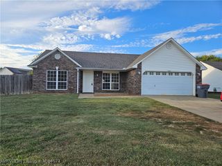 1865 Palomino Drive, Greenwood, AR 72936