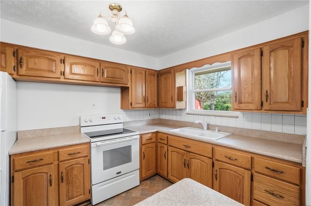 4258 Lyndell Drive Drive, Dayton, OH 45432