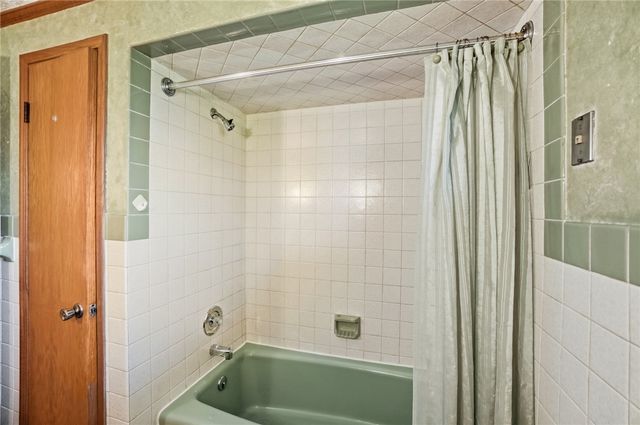 4258 Lyndell Drive Drive, Dayton, OH 45432