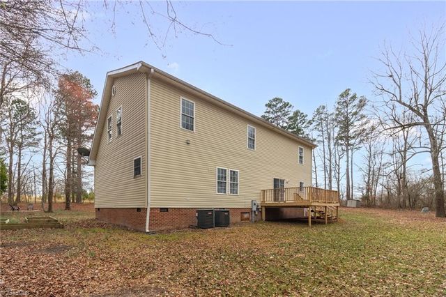 7039 Old 421 Road, Liberty, NC 27298