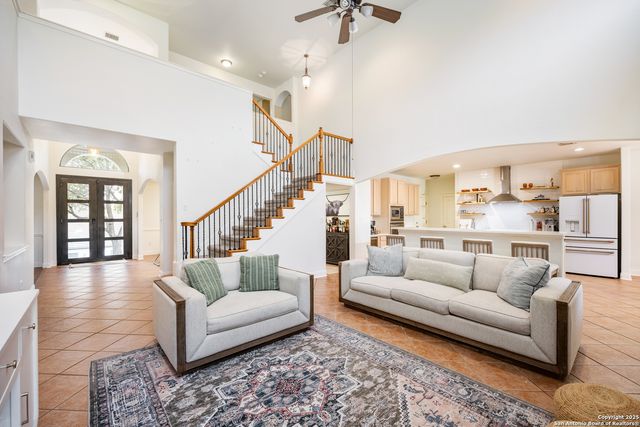 43 Three Lakes Drive, San Antonio, TX 78248