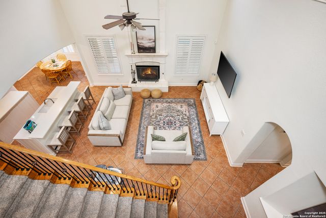 43 Three Lakes Drive, San Antonio, TX 78248