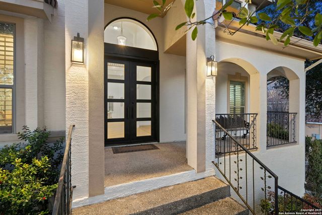 43 Three Lakes Drive, San Antonio, TX 78248