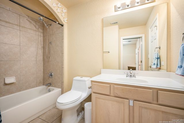 43 Three Lakes Drive, San Antonio, TX 78248