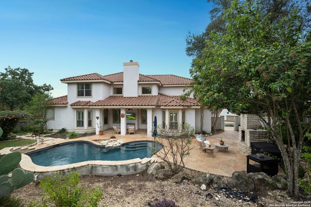 43 Three Lakes Drive, San Antonio, TX 78248