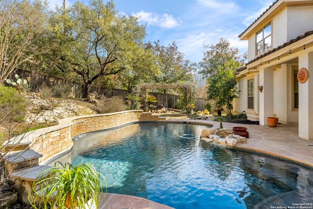 43 Three Lakes Drive, San Antonio, TX 78248