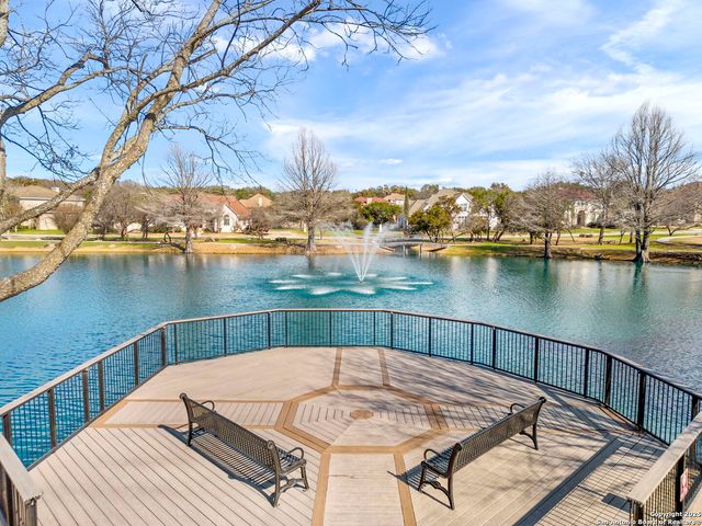 43 Three Lakes Drive, San Antonio, TX 78248