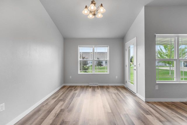 3292 ELK RIDGE DRIVE, Oshkosh, WI 54904