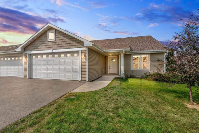 3292 ELK RIDGE DRIVE, Oshkosh, WI 54904