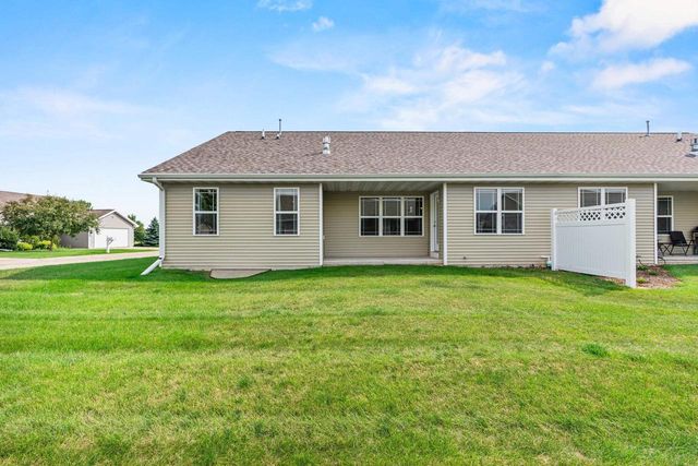 3292 ELK RIDGE DRIVE, Oshkosh, WI 54904