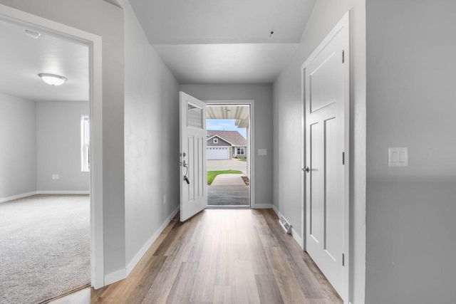 3292 ELK RIDGE DRIVE, Oshkosh, WI 54904