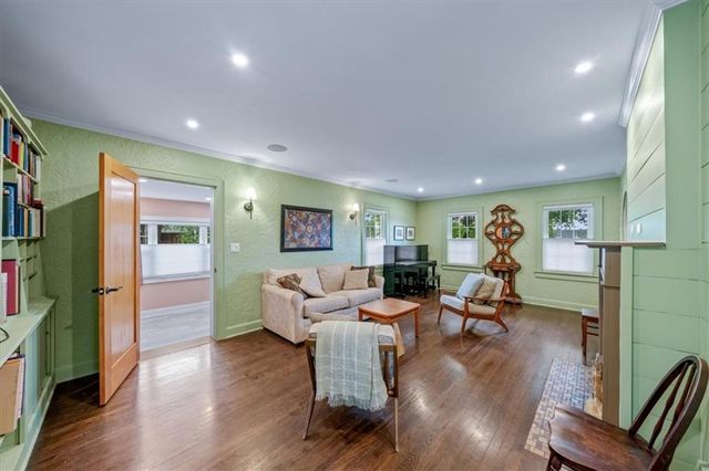 5730 Cody Street, Shawnee, KS 66203