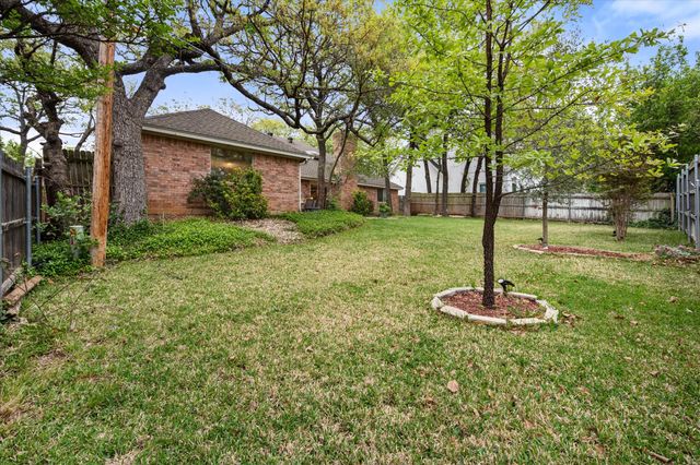 5206 Boyd Trail, Arlington, TX 76017