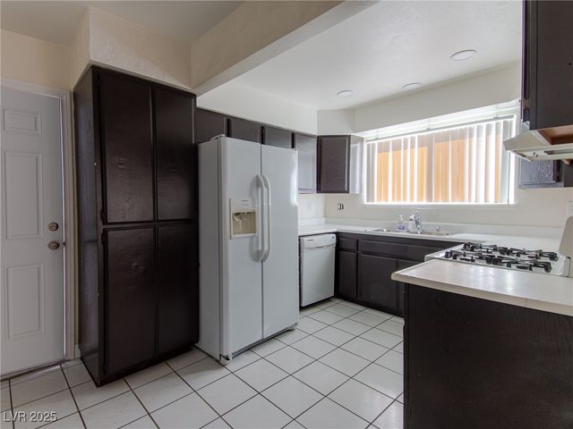 2660 Diamante Circle, Las Vegas, NV 89121