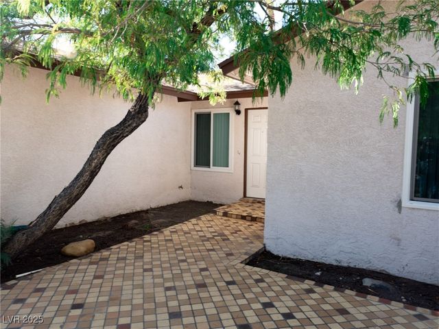 2660 Diamante Circle, Las Vegas, NV 89121