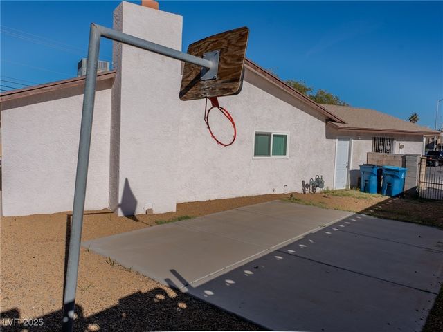 2660 Diamante Circle, Las Vegas, NV 89121