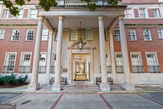 30 5th Street NW 702, Atlanta, GA 30308