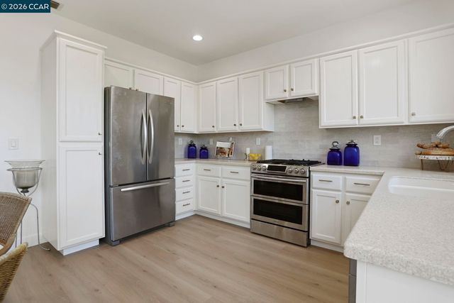 5568 Brook Falls Ct, Stockton, CA 95219
