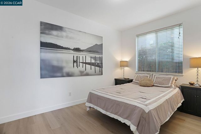 5568 Brook Falls Ct, Stockton, CA 95219