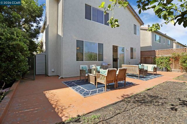 5568 Brook Falls Ct, Stockton, CA 95219