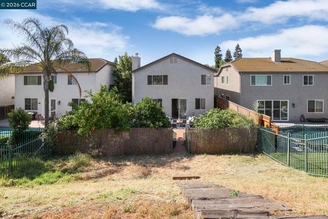 5568 Brook Falls Ct, Stockton, CA 95219