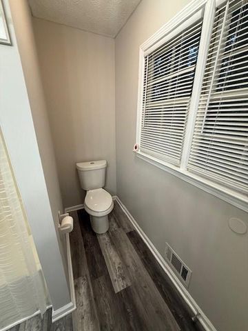 30 Stephen Court, Dallas, GA 30132