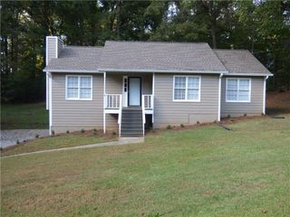 30 Stephen Court, Dallas, GA 30132