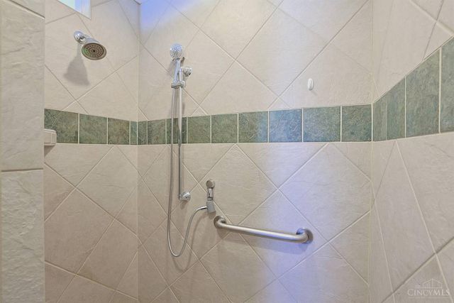 537 Cider Mill Way, Tipp City, OH 45371