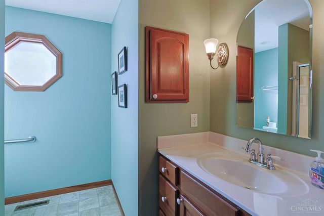 537 Cider Mill Way, Tipp City, OH 45371