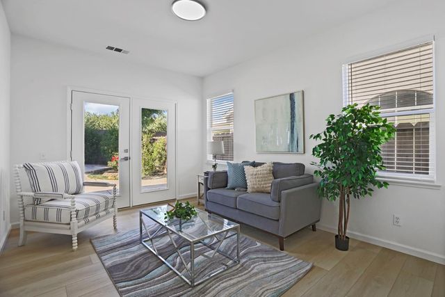 4301 Veranda Way, Modesto, CA 95357