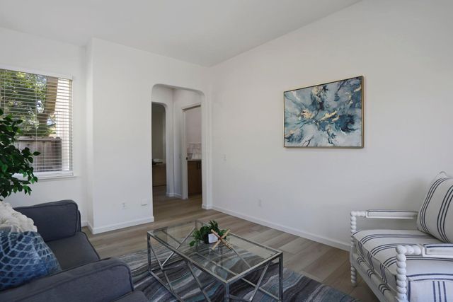 4301 Veranda Way, Modesto, CA 95357