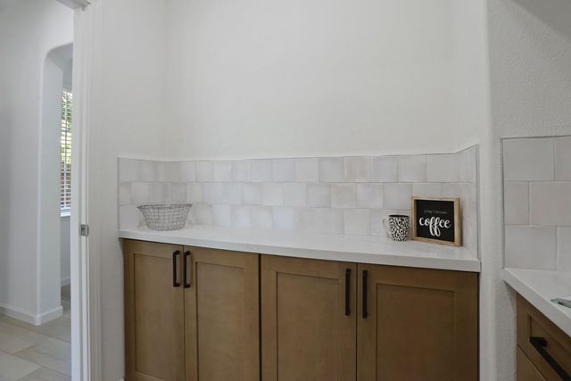 4301 Veranda Way, Modesto, CA 95357
