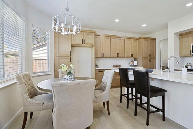4301 Veranda Way, Modesto, CA 95357