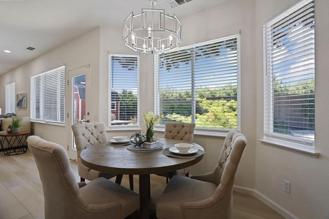 4301 Veranda Way, Modesto, CA 95357